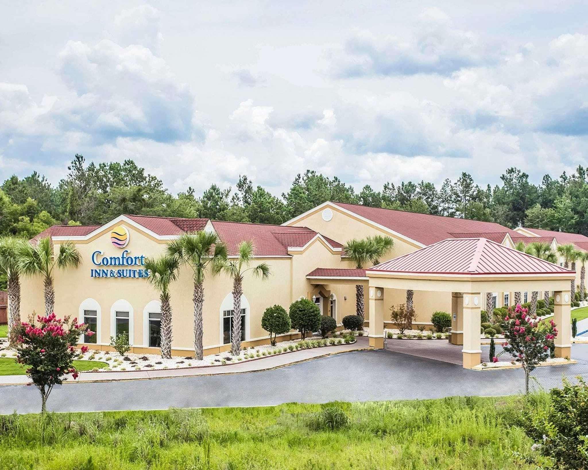 Comfort Inn & Suites Walterboro I-95 Exterior photo